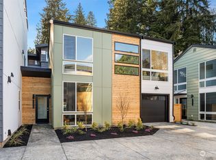 1718 NE 96th St #B, Seattle, WA 98115