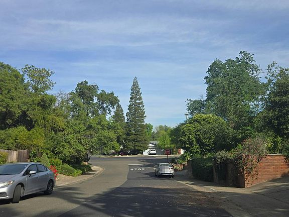 5th image of 8481 Oakwind Ct