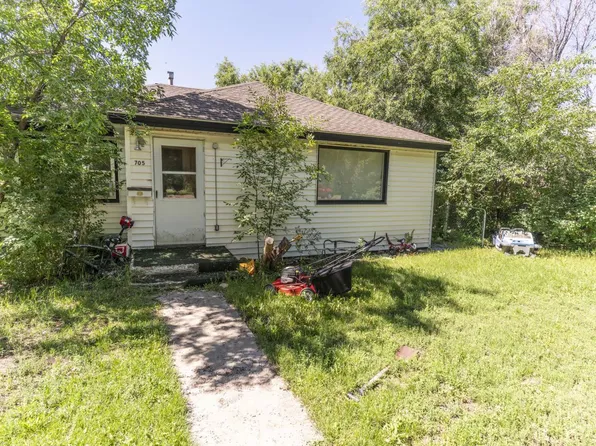 705 5th Ave S, Glasgow, MT 59230