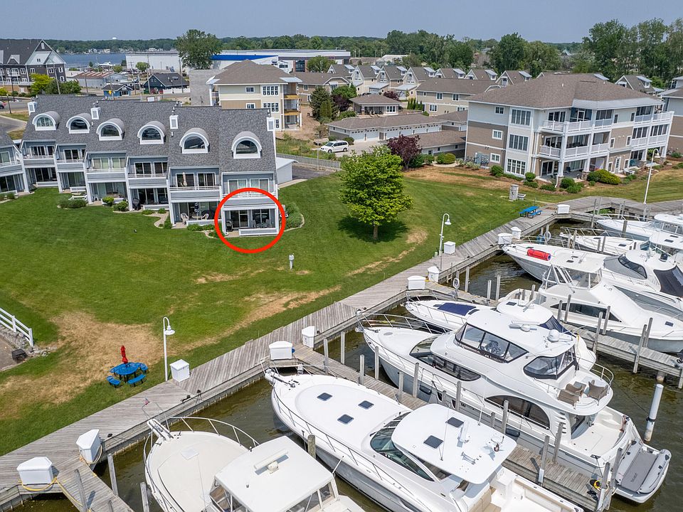 117 Millpoint Dr 17, Spring Lake, MI 49456 Zillow