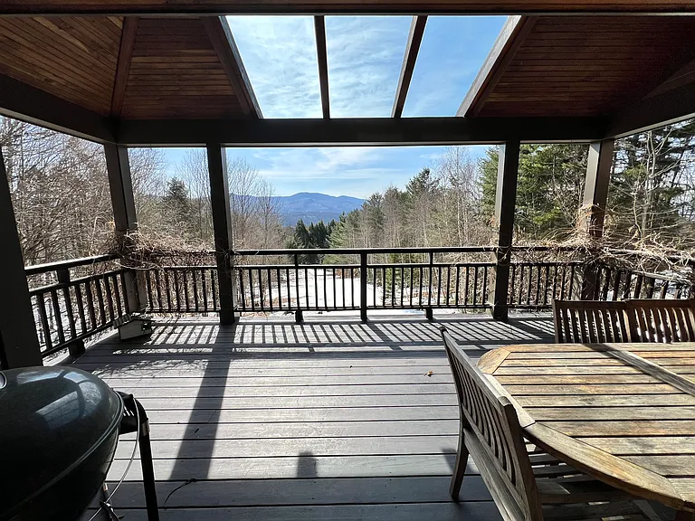 1018 Sinclair Dr — Photo 25