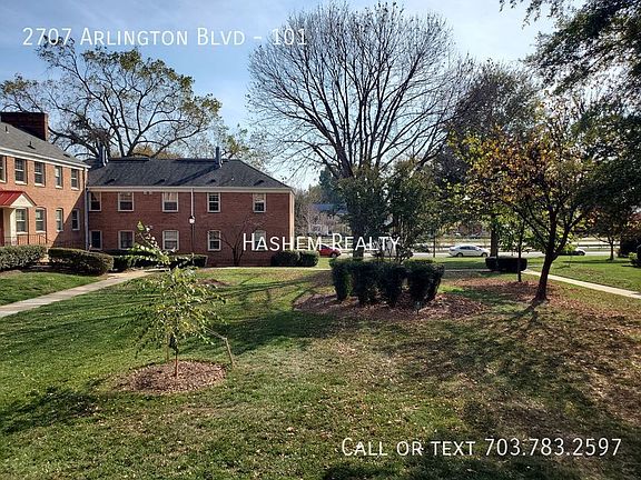 2nd image of 2707 Arlington Blvd APT 101