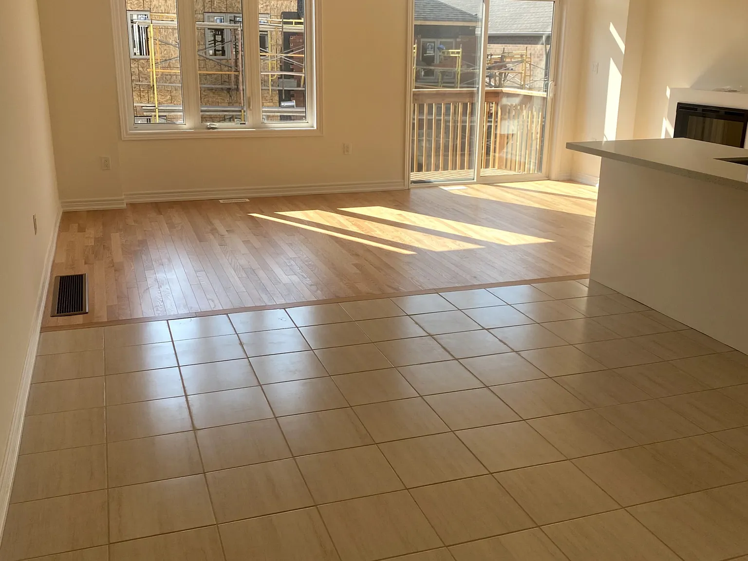 4 bed, $3,050 — Photo 4