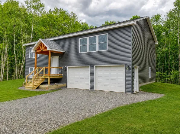 121 Pleasant View Ridge Road, China, ME 04358
