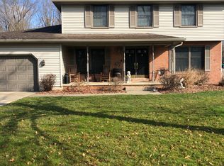 443 S Briarcliff Dr, Canfield, OH