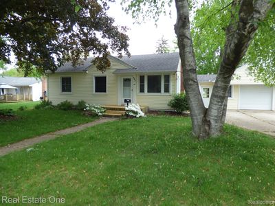 440 2nd St, South Lyon, MI, 48178