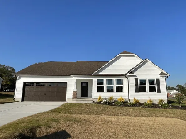 22 Longford Dr, Selma, NC 27576