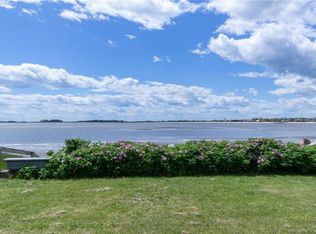 5 West Rd, Clinton, CT 06413