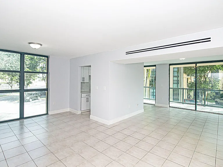 11780 SW 18th St #210-2 — Photo 2