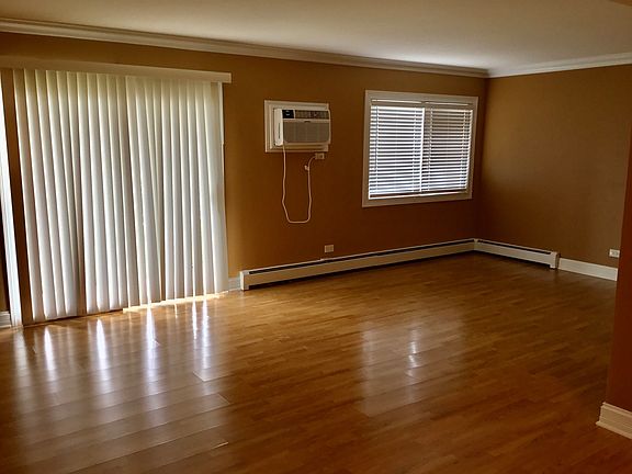 5th image of 550 Chase Dr APT 9