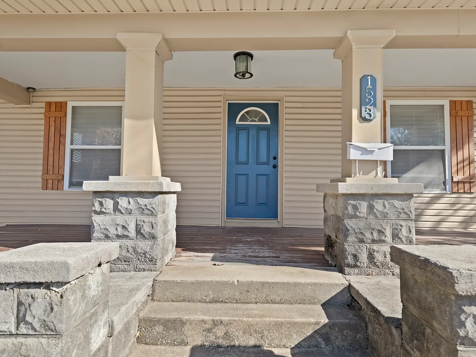 4 bed, 1800 sqft, $1,500 — Photo 3