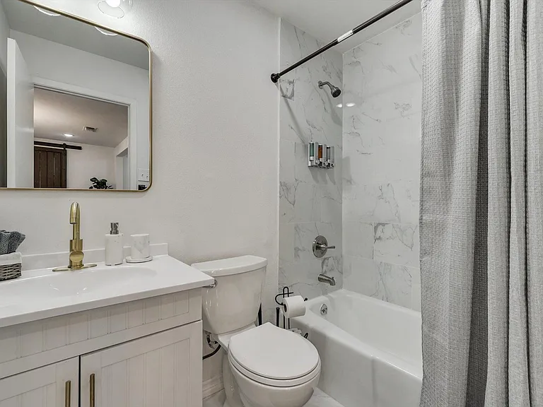 7920 Limerick Ln — Photo 20