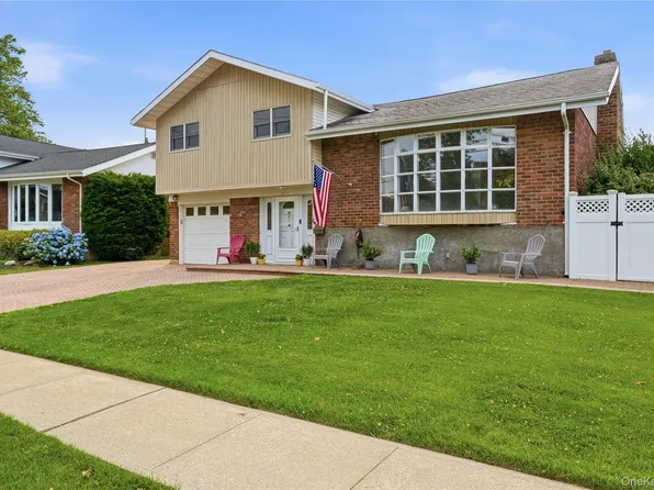 1853 Decatur Avenue, North Bellmore, NY 11710