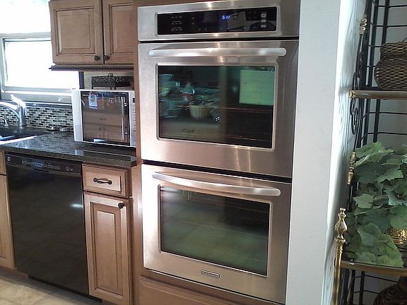 Kitche Aid double ovens