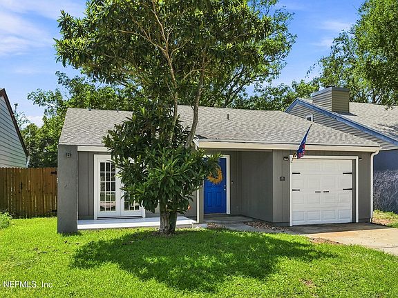3rd image of 738 LIBRA Street