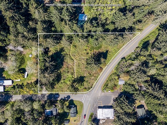 2nd image of 6525 Otter Crest Loop