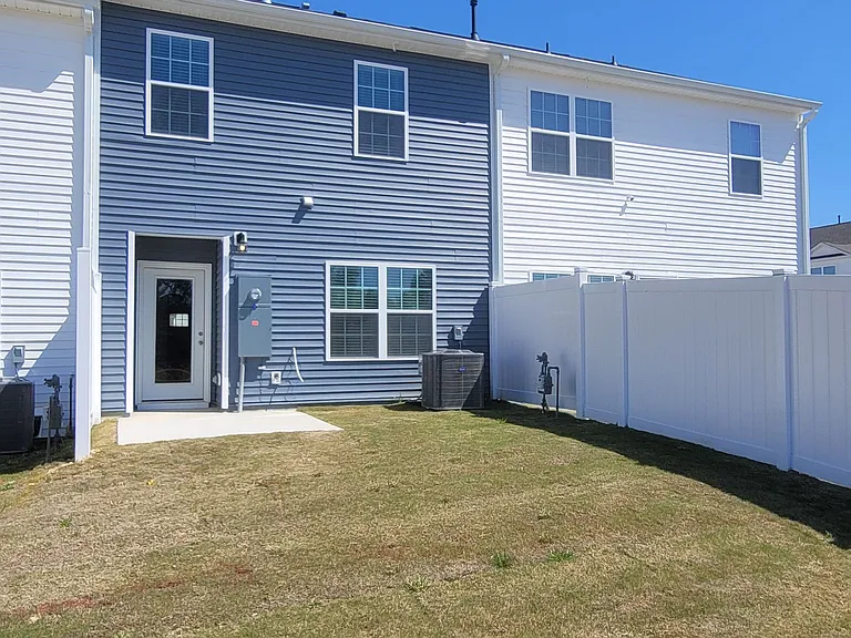 19 Virgo Dr — Photo 16