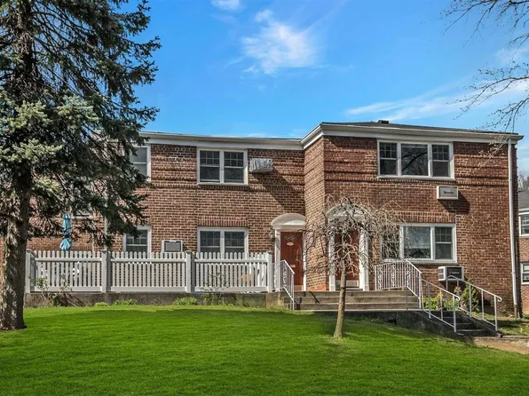 230-01 Grand Central Parkway #B, Bayside, NY 11364