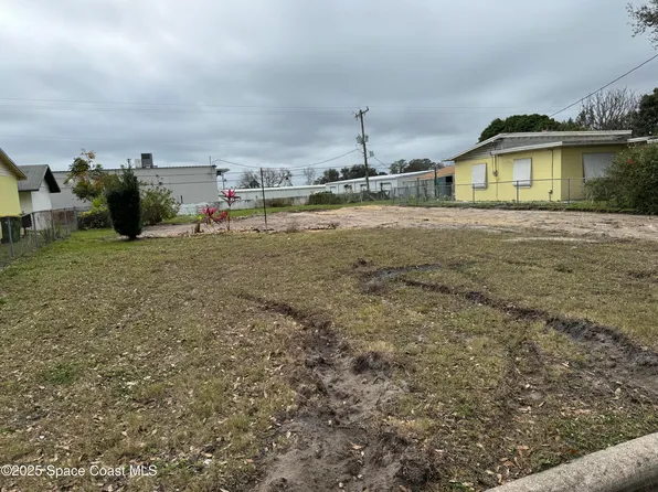 111 Cocoa Pl, Cocoa, FL 32922