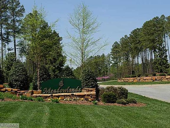 2nd image of 118 Heatherwood Dr