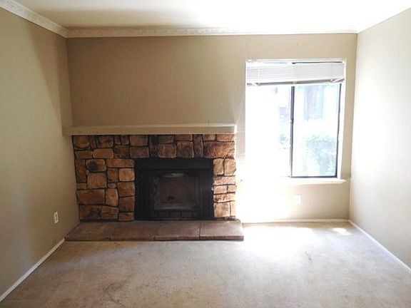 4th image of 5333 Primrose Dr APT 19A
