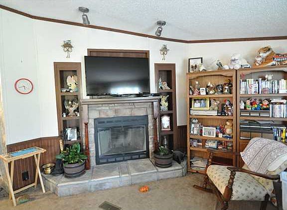 3rd image of 1797 County Road 85