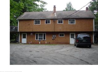 147 Maranacook Rd, Winthrop, ME 04364