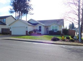 805 Wilson Ave, Cottage Grove, OR 97424