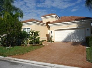7059 Vivaldi Ln, Delray Beach, FL 33446