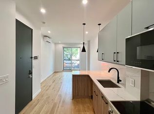 27-10 Crescent St #3R, Astoria, NY 11102