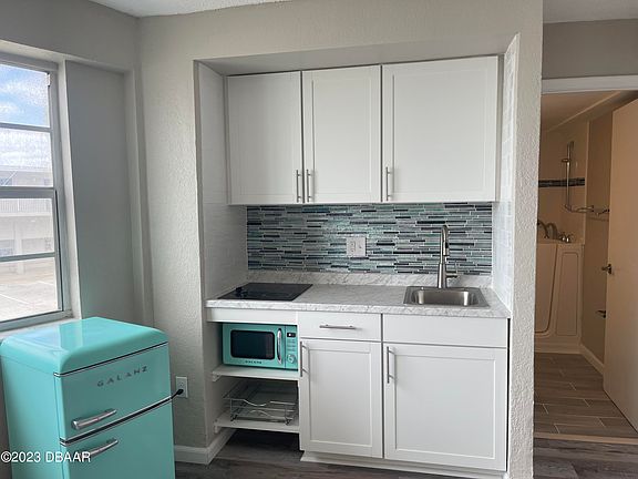 3rd image of 2301 S Atlantic Ave #241