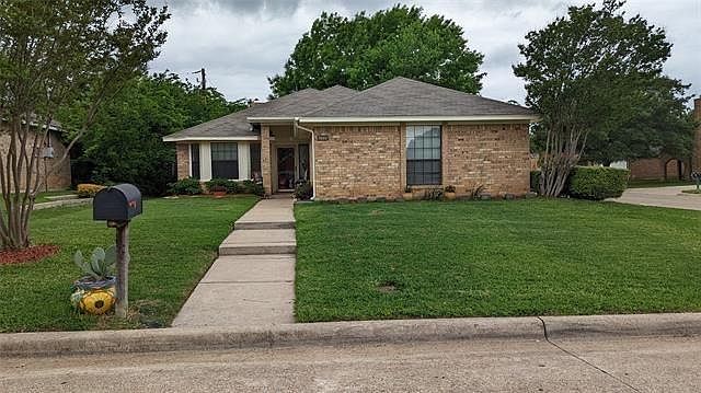 1st image of 6000 Ivy Glen Dr
