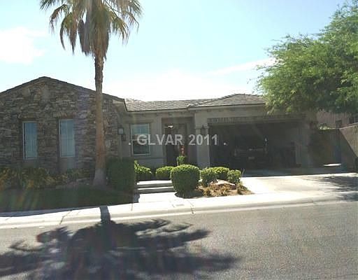 1st image of 2829 Red Springs Dr
