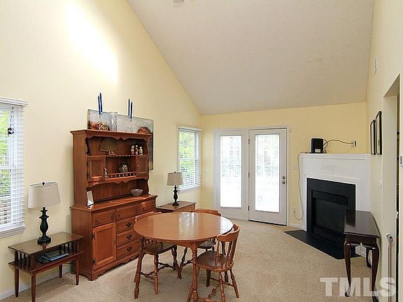 2nd image of 8 Birkdale Ct