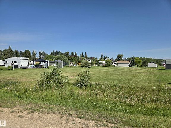 5th image of 57326 Range Road 30 #304