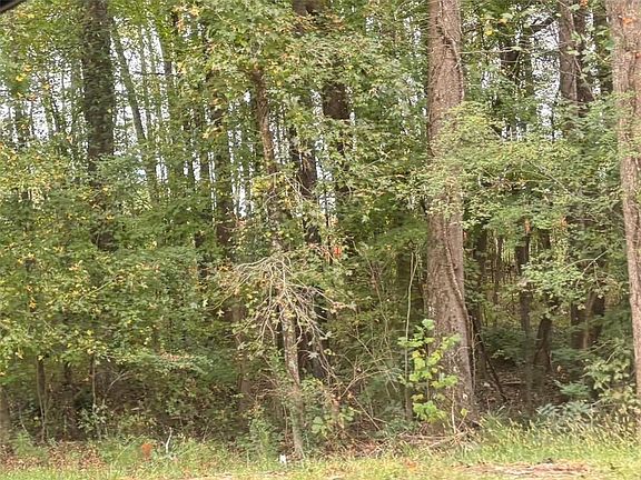 2nd image of 1945 Winder Hwy