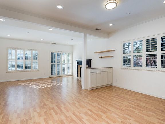 4th image of 1219 Paloma Ave APT 3