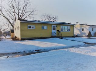 952 S 27th St, Fort Dodge, IA 50501