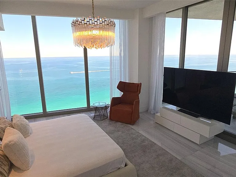 17901 Collins Ave #2604 — Photo 27
