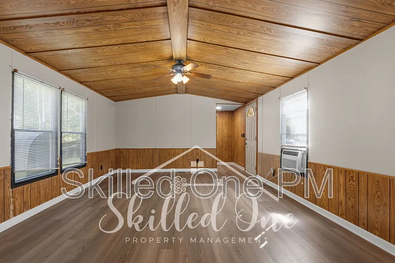2 bed, 2.0 bath, $1,295 — Photo 4