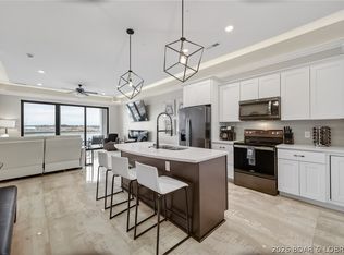 1045 Topsider Ln #515, Osage Beach, MO 65065