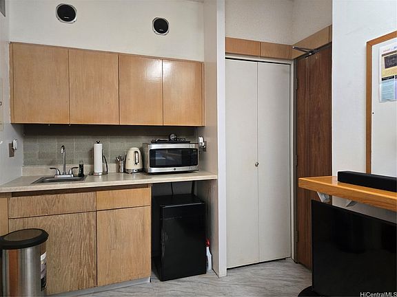 4th image of 1188 Bishop St Ste 1007