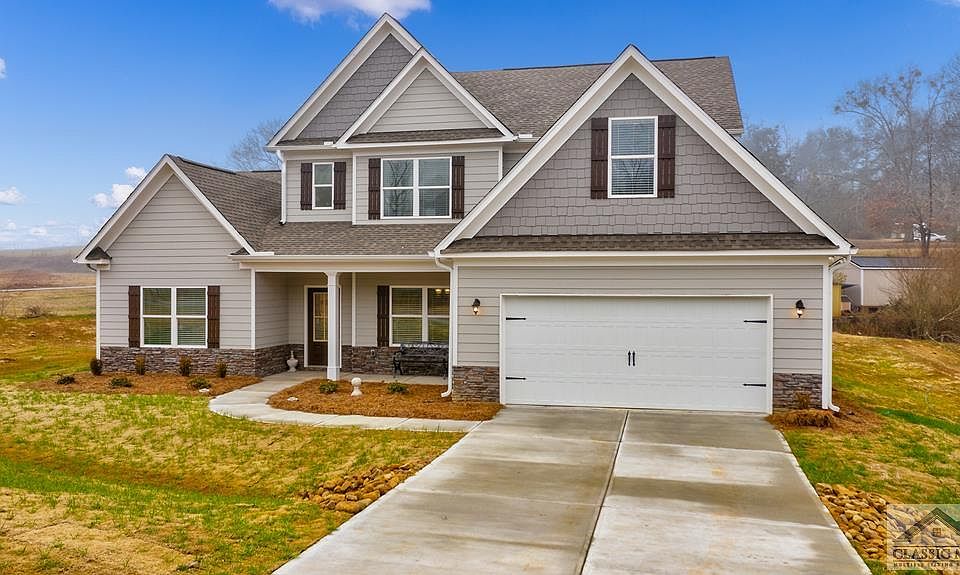 1st image of 465 Huntington Ln #82