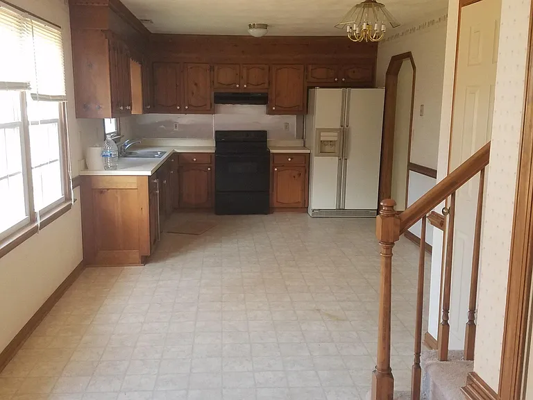 4105 Sorrento Dr — Photo 5