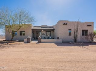 2349 W Skyline Ln, San Tan Valley, AZ 85144