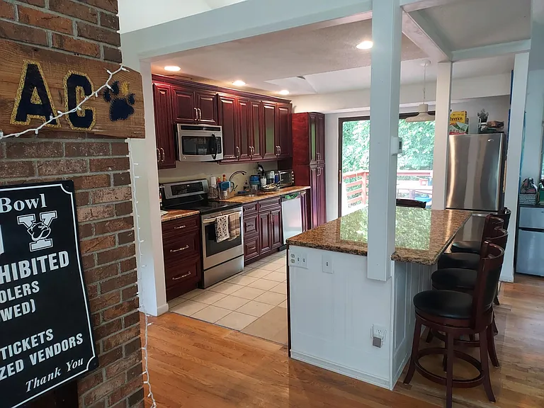 63 Deerfield Dr — Photo 10