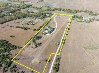 6811 E 1st St, Newton, KS 67114