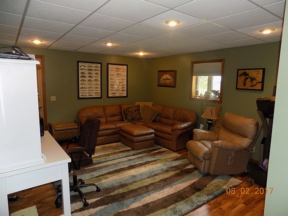 4th image of 350 Margery Ct