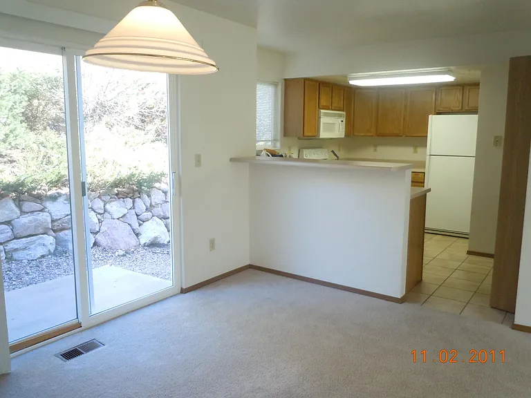 2534 W Pikes Peak Ave — Photo 5