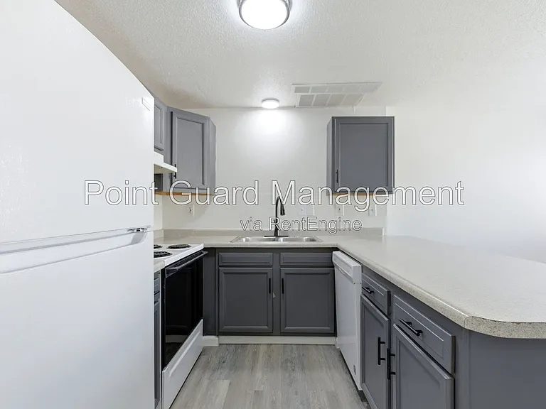 The Greenway Townhomes — Photo 36